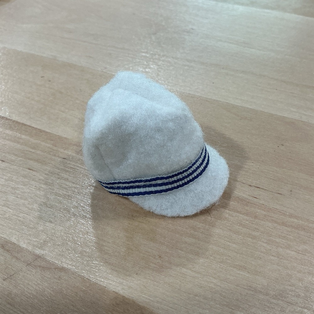Vintage Barbie Fashion Classics Fun at Mcdonald's #4274 Felt White Hat 1980s - Picture 1 of 4